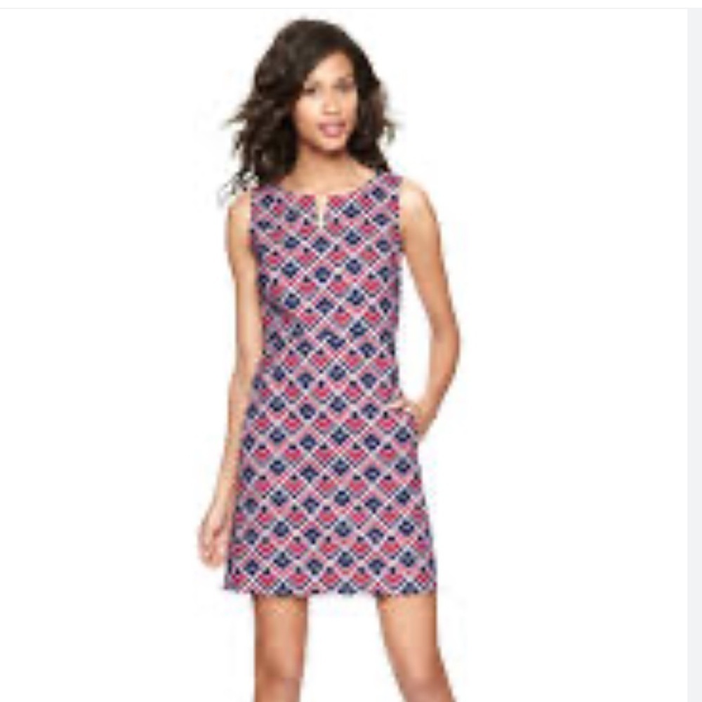 Women’s Gap split neck geometric print dress size 2